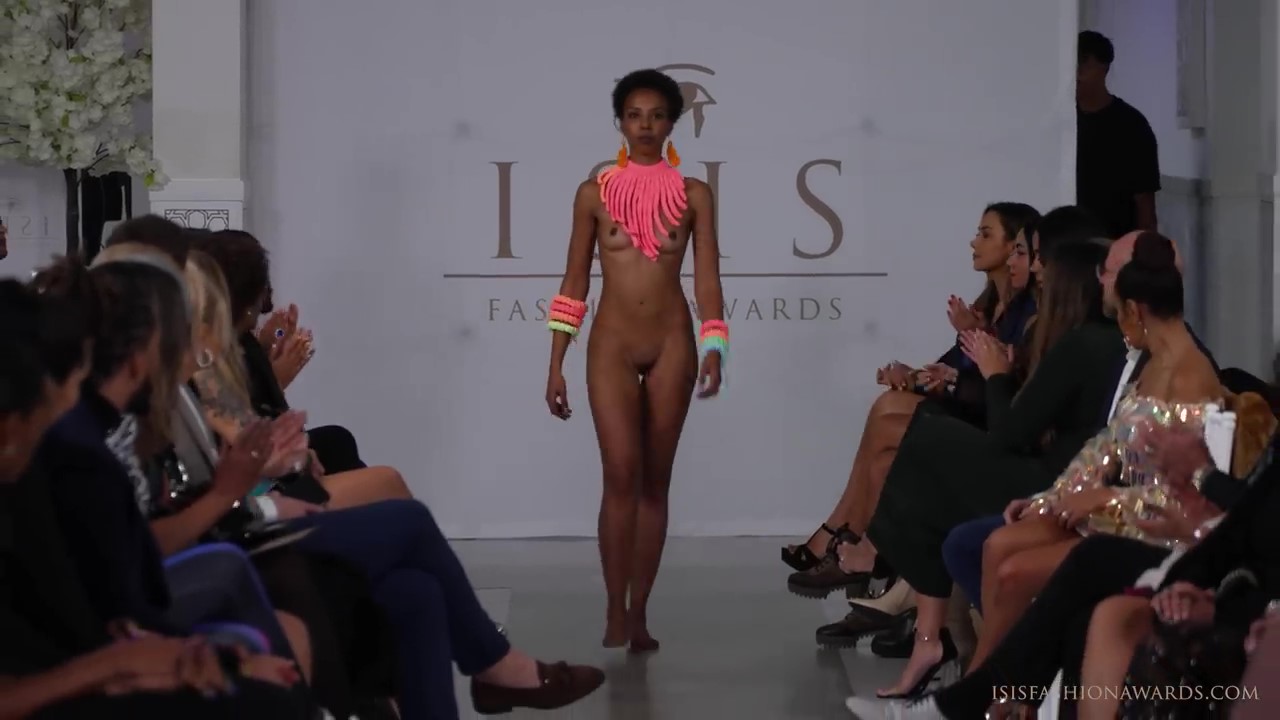 Isis Fashion Awards Nude Accessory Runway Catwalk Hd Diamond Plaza