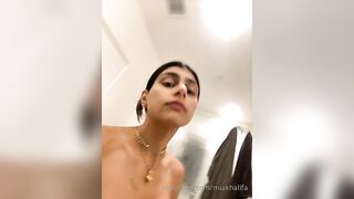Mia Khalifa OnlyFans Twerking Video Leaked