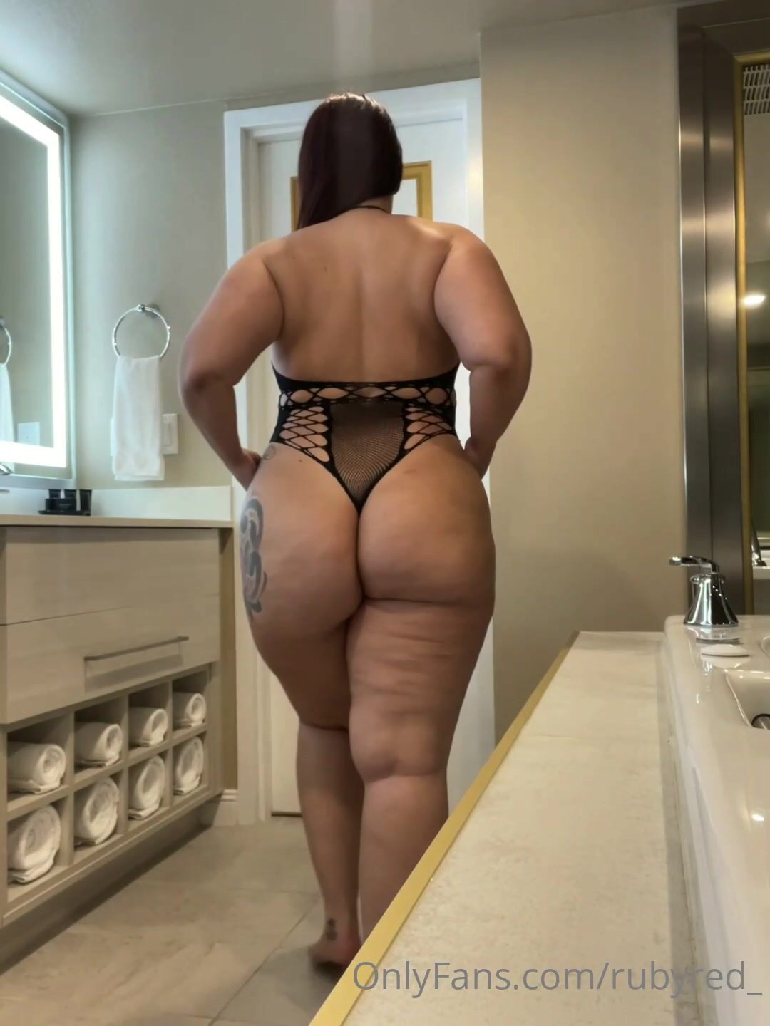 Ruby Red - Sexy PAWG Onlyfans