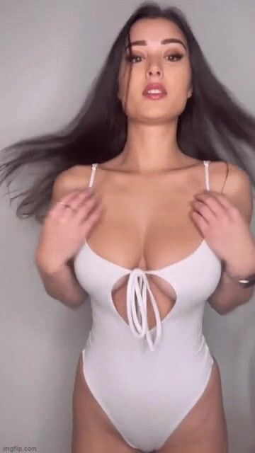 Keilah boobs