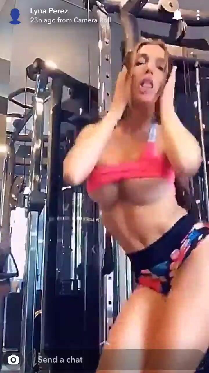 LynaPerez at the gym