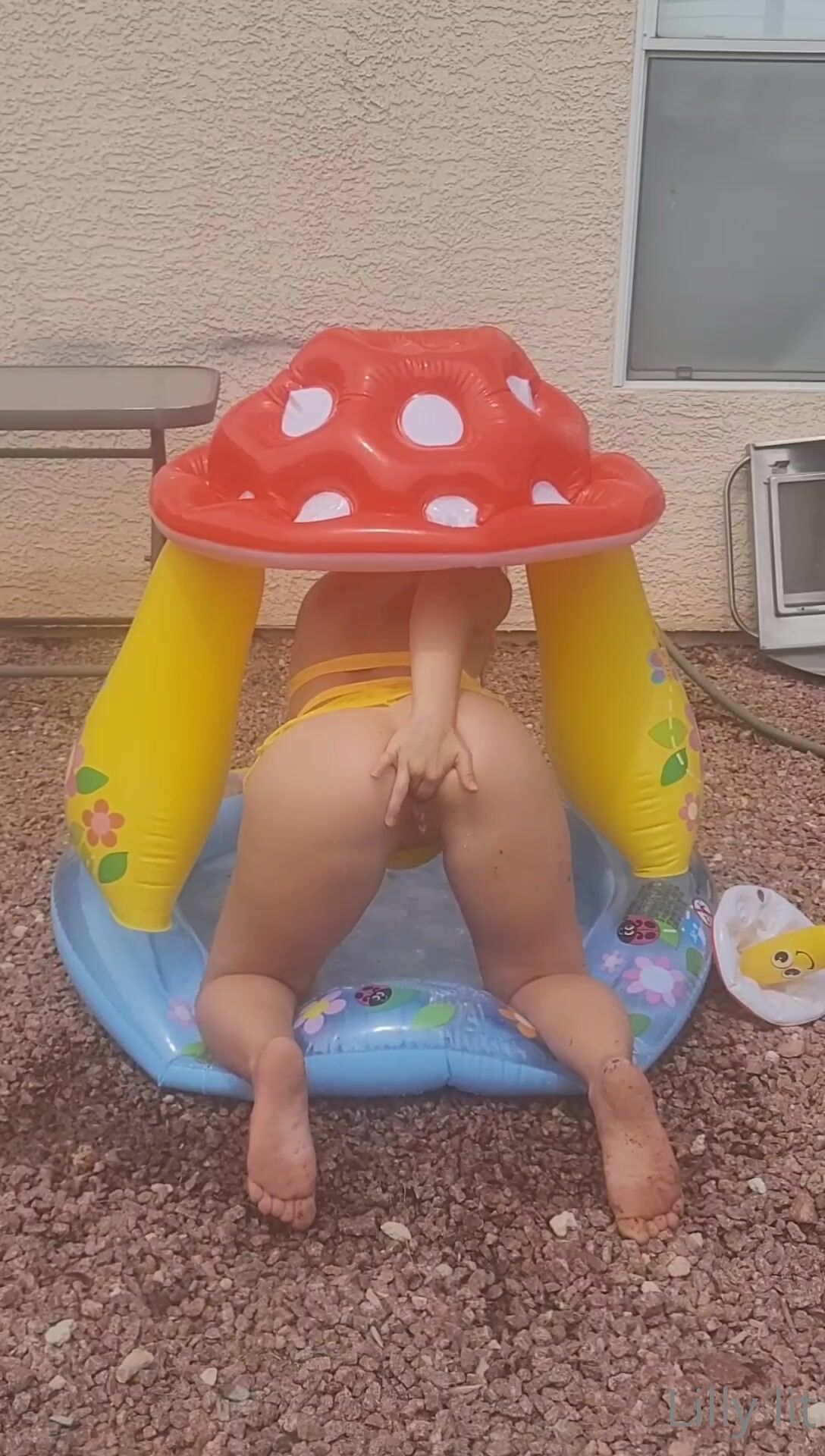 Lilly Lit - Playing In A Tiny Pool
